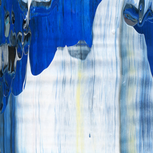 Battle of the Blind Spots C1 is an abstract oil-on-canvas artwork, a fractal of its parent painting Battle of the Blind Spots created by Anna Judd for the Scales Collection.