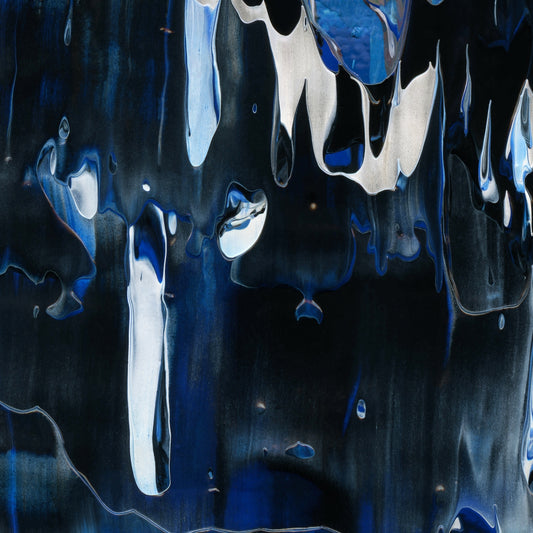 Battle of the Blind Spots E2 is an abstract oil-on-canvas artwork, a fractal of its parent painting Battle of the Blind Spots created by Anna Judd for the Scales Collection.