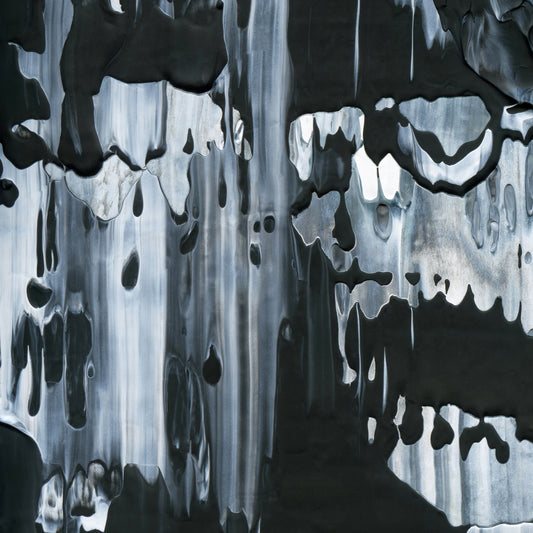 Curios of Chaos C1 is an abstract oil-on-canvas artwork, a fractal of its parent painting Curios of Chaos created by Anna Judd for the Scales Collection.