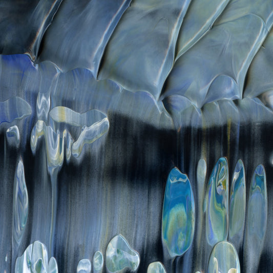 Overwriting Leitmotifs D2 is an abstract oil-on-canvas artwork, a fractal of its parent painting Overwriting Leitmotifs created by Anna Judd for the Scales Collection.