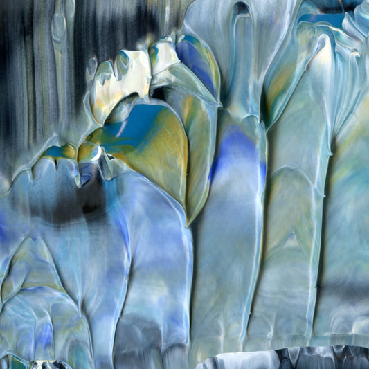 Overwriting Leitmotifs E4 is an abstract oil-on-canvas artwork, a fractal of its parent painting Overwriting Leitmotifs created by Anna Judd for the Scales Collection.