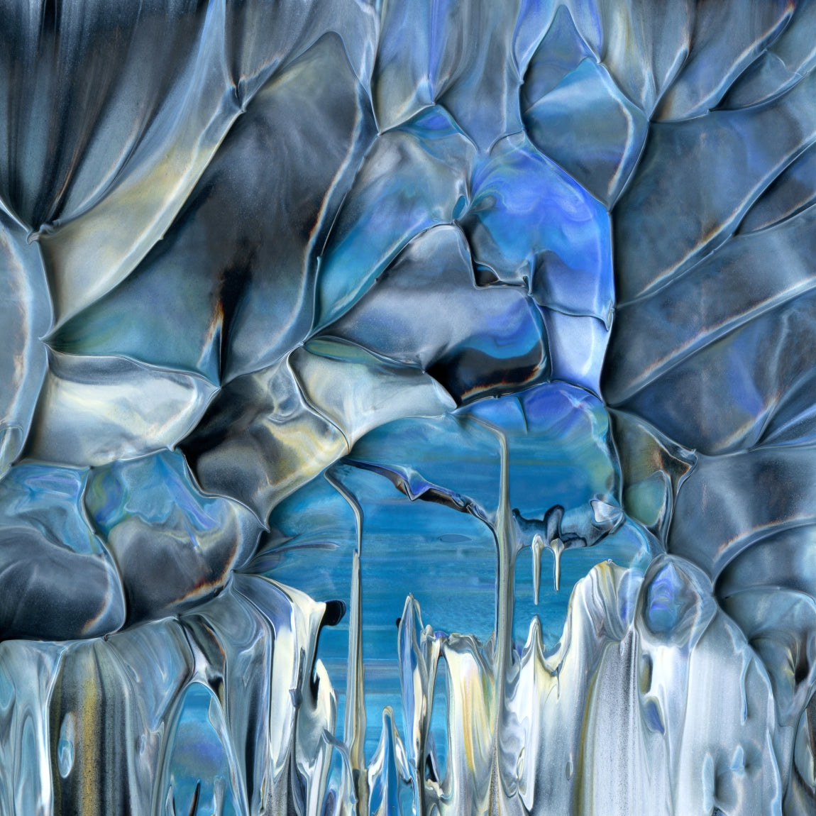 Overwriting Leitmotifs F5 is an abstract oil-on-canvas artwork, a fractal of its parent painting Overwriting Leitmotifs created by Anna Judd for the Scales Collection.