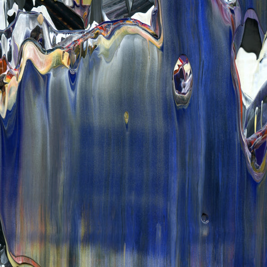 River Hitchhike C3 is an abstract oil-on-canvas artwork, a fractal of its parent painting River Hitchhike created by Anna Judd for the Scales Collection.