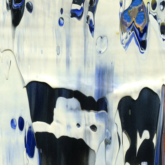 Run Forrest Run B3 is an abstract oil-on-canvas artwork, a fractal of its parent painting Run Forrest Run created by Anna Judd for the Scales Collection.