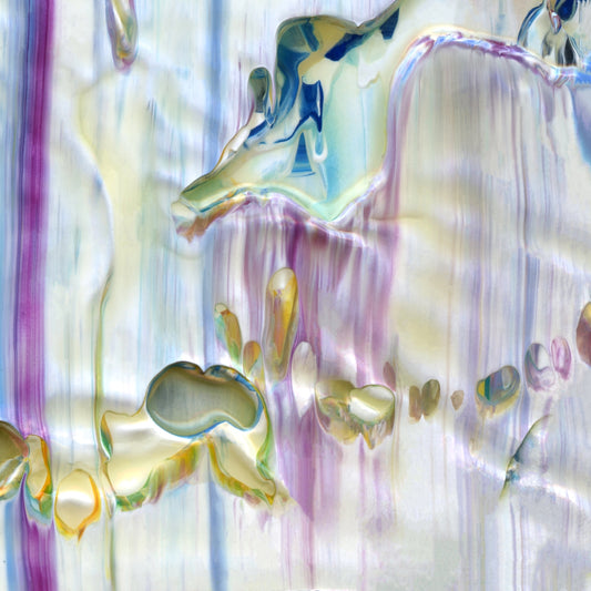 Spiritu Astra E7 is an abstract oil-on-canvas artwork, a fractal of its parent painting Spiritu Astra created by Anna Judd for the Scales Collection.